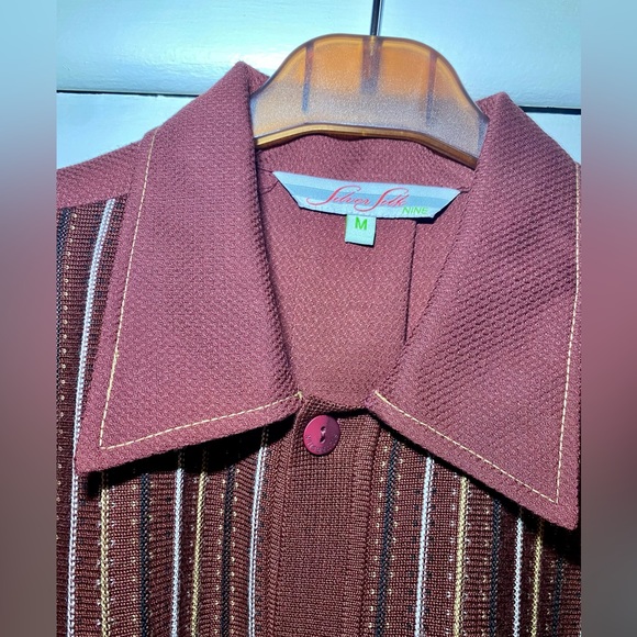 Brand new men’s two-piece casual suit, size medium shirt. Pants size 34 waist. - Picture 2 of 5